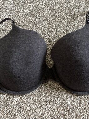 Victoria's Secret Dark Charcoal T-Shirt Bra